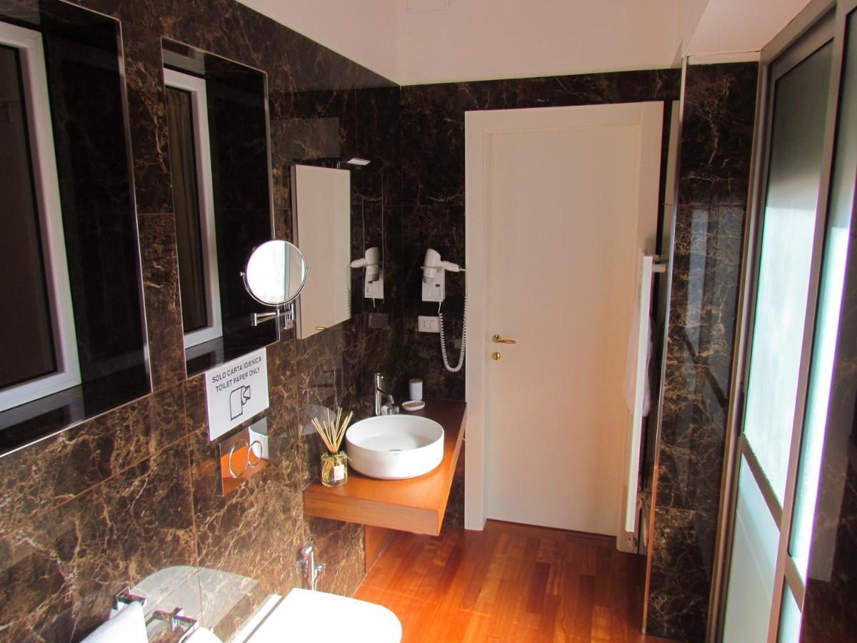 Room 56 - Le Dimore Bari Bagian luar foto
