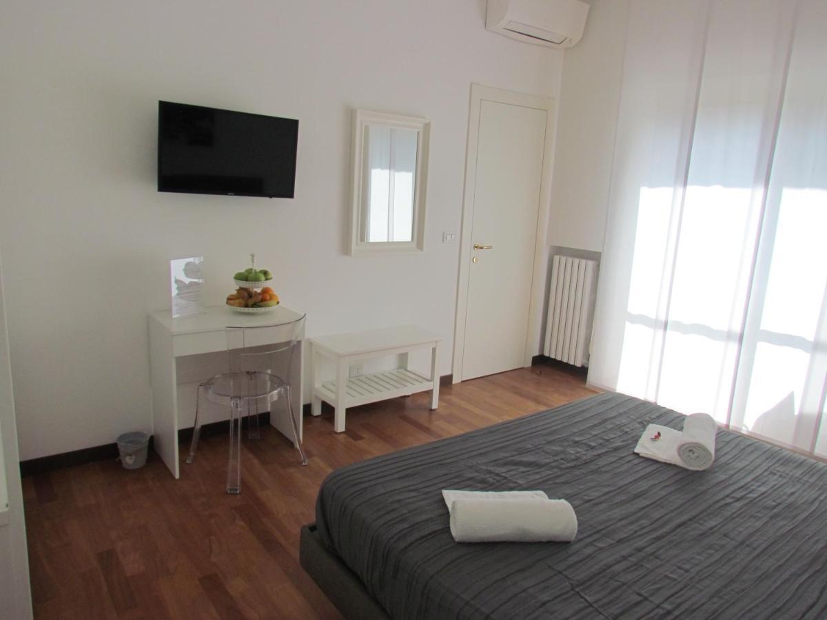 Room 56 - Le Dimore Bari Bagian luar foto